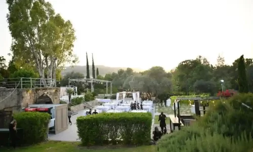 סולם יעקב גן אירועים קסום מוקף בוסתן עד 1000 איש