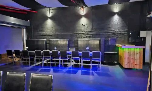 פאפוס רחובות עד 80 איש