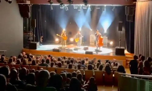 פיצה בית העם בית לאירועים בכל הגדלים מופעים ומסיבות באיזור השפלה