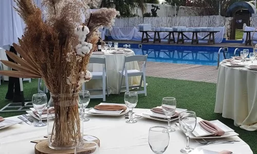 האחוזה בכפר טרומן וילה לאירועי עד 200 אנשים חתונה קטנה