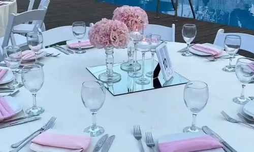 האחוזה בכפר טרומן וילה עם בריכה לאירועים קטנים