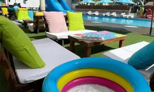 האחוזה בכפר כפר טרומן ימי הולדת ואירועים באיזור המרכז וילה עם בריכה