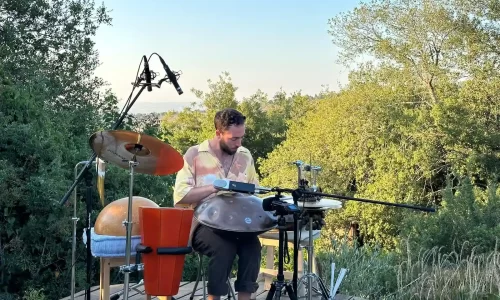 שאולי נגן פאנטם וכלי הקשה לאירועים