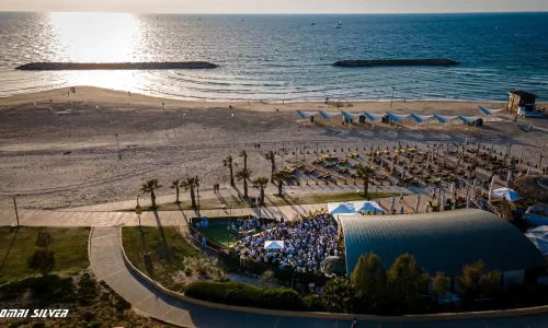 מאקה מאקה מקום למסיבות על הים