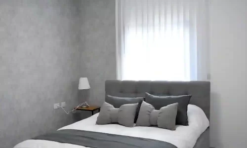 וילה עם בריכה