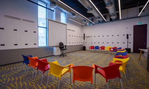 מרחב לאירועי חברה במרכז