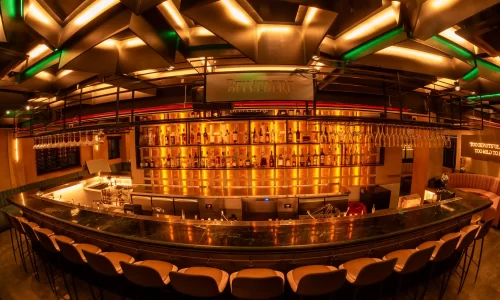 אירוע חברה במסעדה במרכז