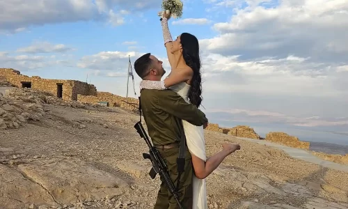 הצעת נישואין בטבע בדרום