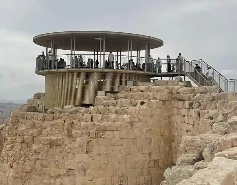 חופה עם נוף בשומרון