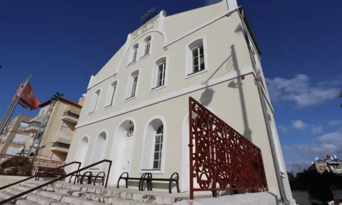 בר מצווה בבית כנסת