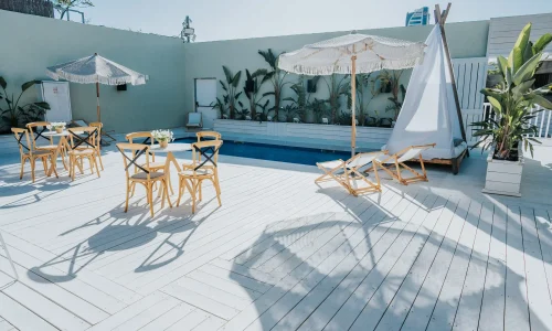 בר מצווה בבריכה