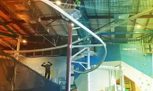 בר מצווה עם מתקני אקסטרים