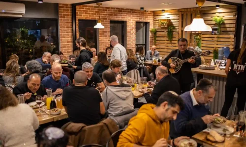 אירוע במסעדת בשרים