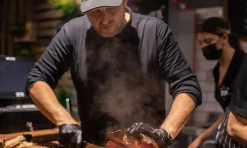 אירוע קטן במסעדה