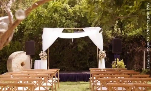 כנסים בגן בירושלים