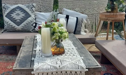 מסיבה וארוחה בשרון