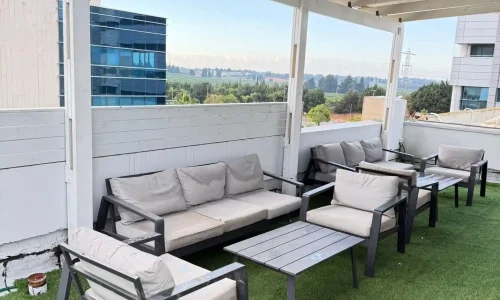 מסיבת רווקות על גג בשרון