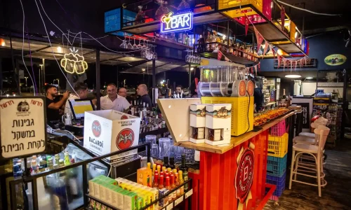 מסיבת רווקים בבר