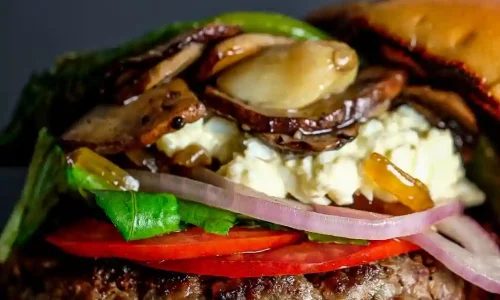 ערב חברה במסעדה בשרית