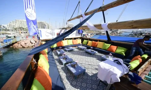 אירוע על יאכטה כשרה