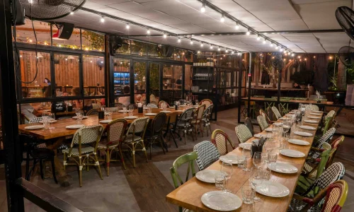 בת מצווה במסעדה חלבית