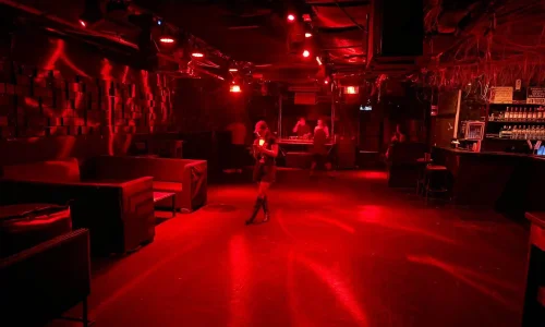 מועדון למסיבת רווקות