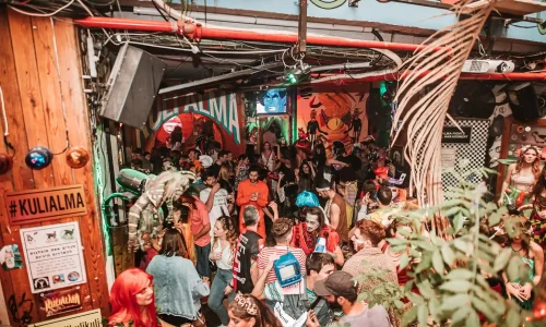 אירוע משפחתי במרכז