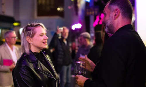 כנס בגלריה בתל אביב