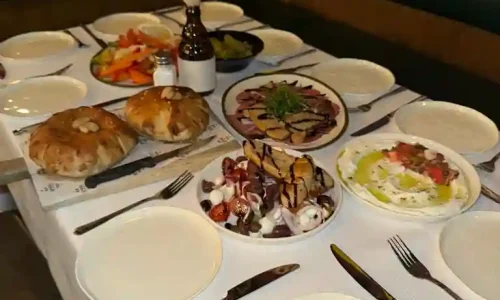 יום הולדת בבר מסעדה במרכז