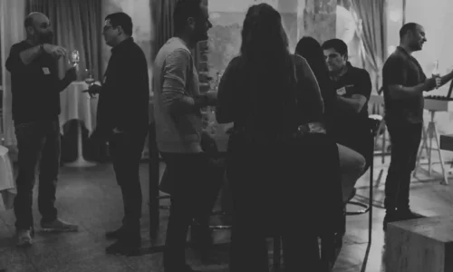 תערוכות עד 140 איש בתל אביב