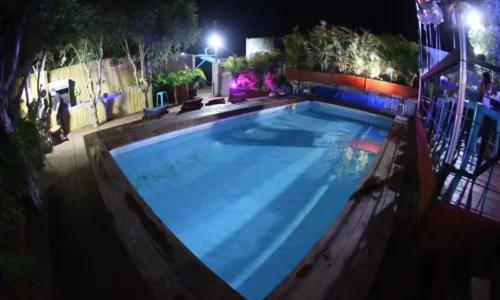 בריכה לאירועים במתחם מבודד במרכז