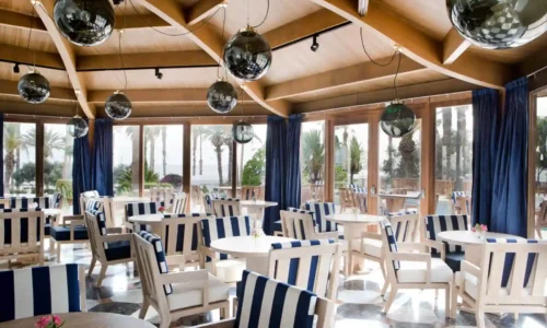 מקום לאירוע עם בריכה בקפריסין