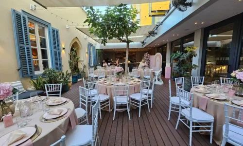 מקום למסיבת אירוסין בלרנקה