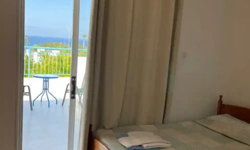 וילה עם בריכה למסיבת רווקות בקפריסין