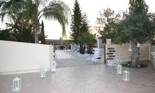 איורעים ליד הים בניקוסיה