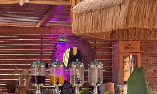 מקום ליום הולדת עגול על הים