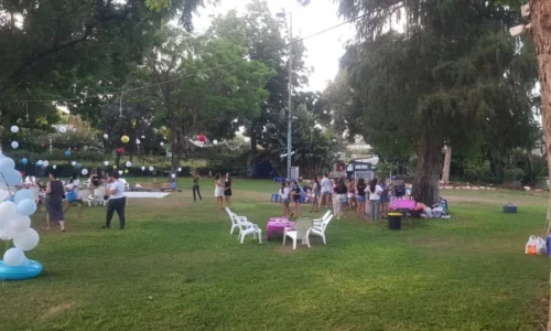 בריכה לאירועי חברה בחדרה