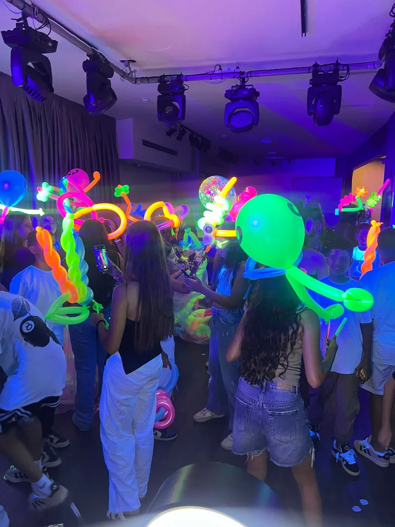 בובינו מסיבת סיום בחדרה